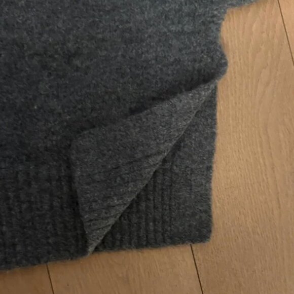 Zara Charcoal cropped mockneck Sweater - Picture 4 of 4